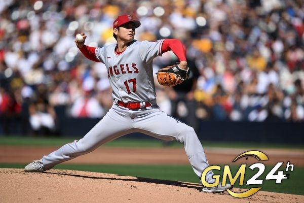 Los Angeles Dodgers ลงนาม DH/SP Shohei Ohtani ดาวเด่นในสัญญา MLB ขนาดใหญ่